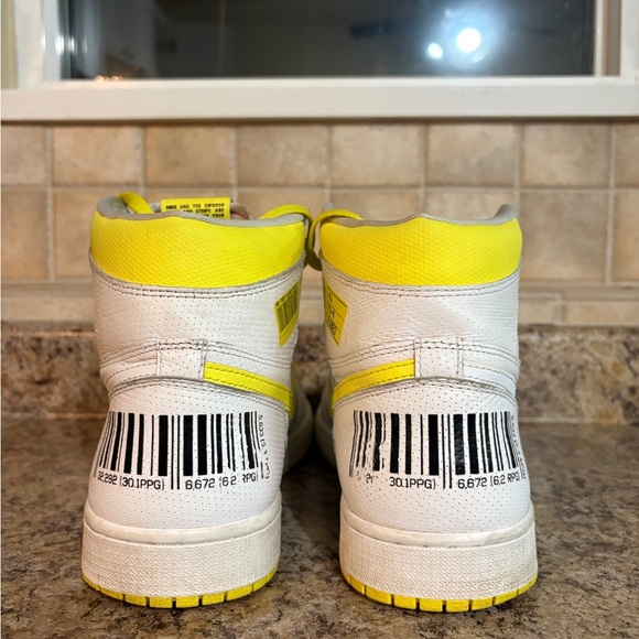 Jordan 1 High First Class - Picture 2 of 5